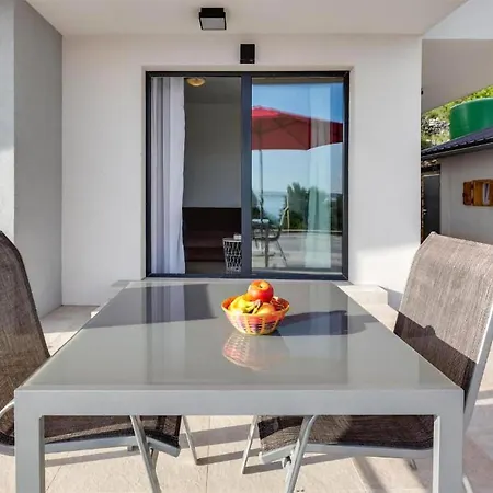 Gorgeous In Tribanj With Wi-fi Apartman