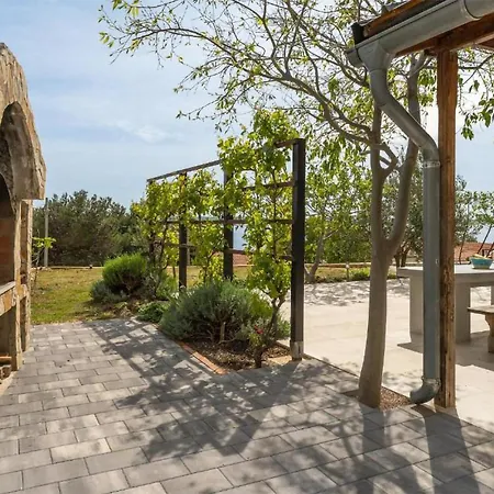 Apartman Gorgeous In Tribanj With Wi-fi